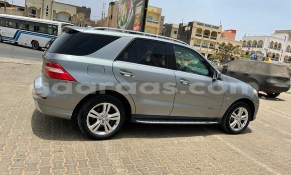 Acheter Occasion Voiture Mercedes‒Benz M–Class Gris à Dakar, Dakar Acheter Occasion Voiture Mercedes‒Benz M–Class Gris à Dakar, Dakar