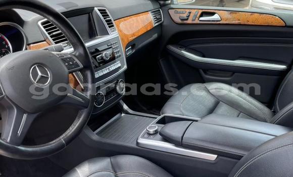 Acheter Occasion Voiture Mercedes‒Benz M–Class Gris à Dakar, Dakar Acheter Occasion Voiture Mercedes‒Benz M–Class Gris à Dakar, Dakar