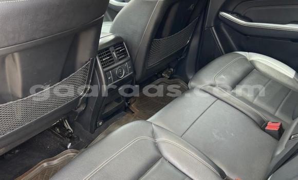 Acheter Occasion Voiture Mercedes‒Benz M–Class Gris à Dakar, Dakar Acheter Occasion Voiture Mercedes‒Benz M–Class Gris à Dakar, Dakar