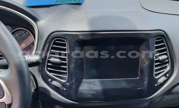 Buy Import Jeep Cherokee White Car in Dakar in Dakar Buy Import Jeep Cherokee White Car in Dakar in Dakar