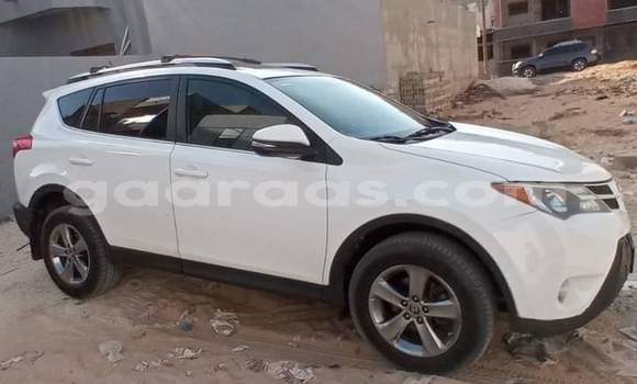 Buy Used Toyota RAV4 White Car in Dakar in Dakar Buy Used Toyota RAV4 White Car in Dakar in Dakar