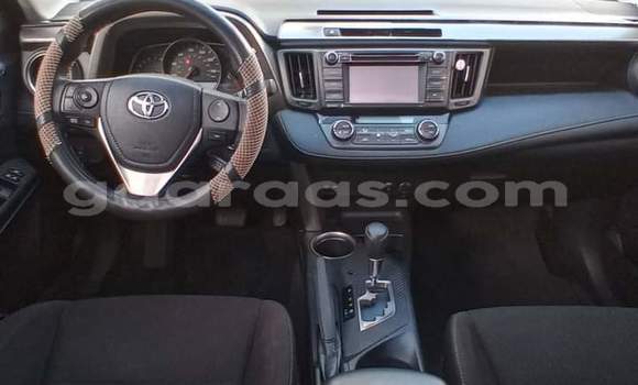 Buy Used Toyota RAV4 White Car in Dakar in Dakar Buy Used Toyota RAV4 White Car in Dakar in Dakar