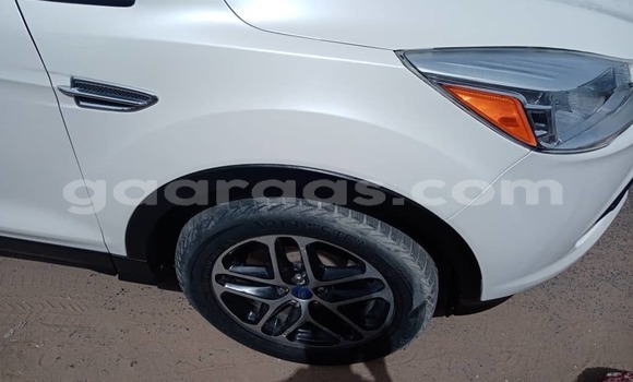 Buy Used Ford Escape White Car in Dakar in Dakar Buy Used Ford Escape White Car in Dakar in Dakar