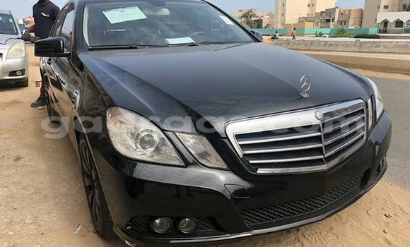 Acheter Occasion Voiture Mercedes‒Benz E–Class Noir à Dakar, Dakar Acheter Occasion Voiture Mercedes‒Benz E–Class Noir à Dakar, Dakar