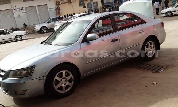 Buy Used Hyundai Sonata Silver Car in Kaolack in Kaolack Buy Used Hyundai Sonata Silver Car in Kaolack in Kaolack