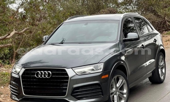 Acheter Import Voiture Audi Q3 Gris à Dakar, Dakar Acheter Import Voiture Audi Q3 Gris à Dakar, Dakar