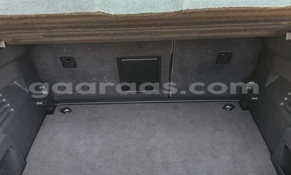 Buy Import Peugeot 3008 Silver Car in Dakar in Dakar Buy Import Peugeot 3008 Silver Car in Dakar in Dakar