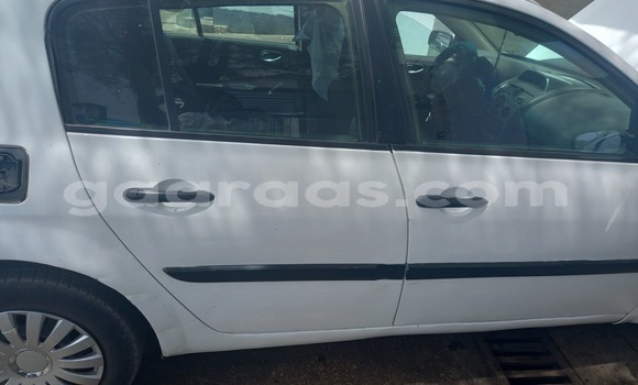 Acheter Occasion Voiture Renault Megane Blanc à Dakar, Dakar Acheter Occasion Voiture Renault Megane Blanc à Dakar, Dakar