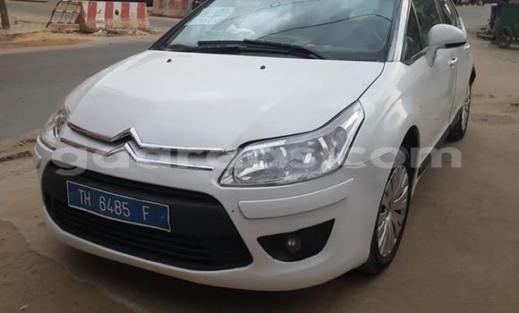 Buy Used Citroen C4 White Car in Dakar in Dakar Buy Used Citroen C4 White Car in Dakar in Dakar