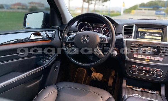 Dieundeu Occasion Mercedes‒Benz ML–Class Black Auto in Dakar in Dakar Dieundeu Occasion Mercedes‒Benz ML–Class Black Auto in Dakar in Dakar