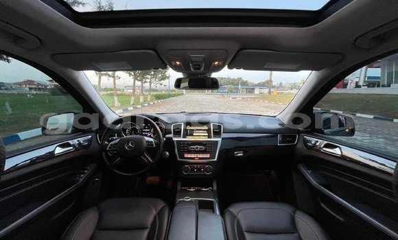 Dieundeu Occasion Mercedes‒Benz ML–Class Black Auto in Dakar in Dakar Dieundeu Occasion Mercedes‒Benz ML–Class Black Auto in Dakar in Dakar