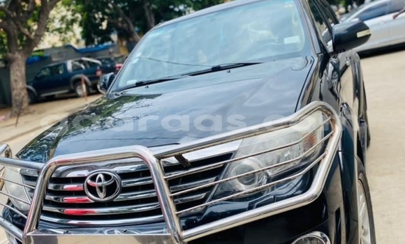 Acheter Occasion Voiture Toyota Fortuner Noir à Dakar, Dakar
