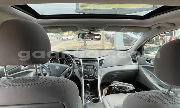 Dieundeu Occasion Hyundai Sonata Silver Auto in Dakar in Dakar Dieundeu Occasion Hyundai Sonata Silver Auto in Dakar in Dakar