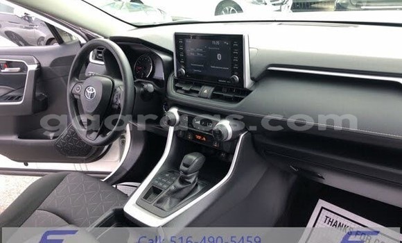 Acheter Occasion Voiture Toyota RAV4 Blanc à Dakar, Dakar Acheter Occasion Voiture Toyota RAV4 Blanc à Dakar, Dakar