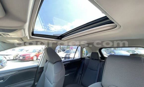 Acheter Occasion Voiture Toyota RAV4 Blanc à Dakar, Dakar Acheter Occasion Voiture Toyota RAV4 Blanc à Dakar, Dakar