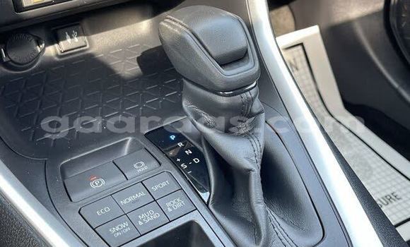 Acheter Occasion Voiture Toyota RAV4 Blanc à Dakar, Dakar Acheter Occasion Voiture Toyota RAV4 Blanc à Dakar, Dakar