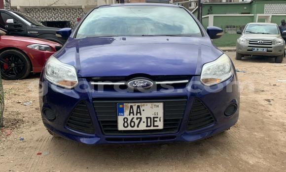 Buy Used Ford Focus Blue Car in Dakar in Dakar