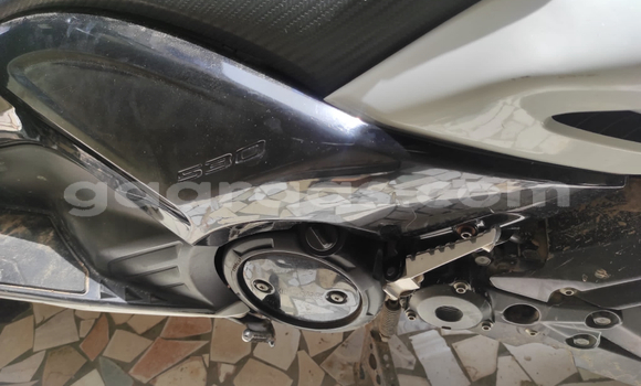 Acheter Occasion Moto Yamaha TMAX Blanc à Dakar, Dakar Acheter Occasion Moto Yamaha TMAX Blanc à Dakar, Dakar