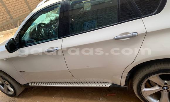 Acheter Occasion Voiture BMW X6 Blanc à Rufisque, Dakar Acheter Occasion Voiture BMW X6 Blanc à Rufisque, Dakar