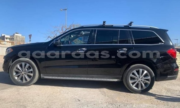 Buy Used Mercedes-Benz GLC 250D Black Car in Dakar in Dakar