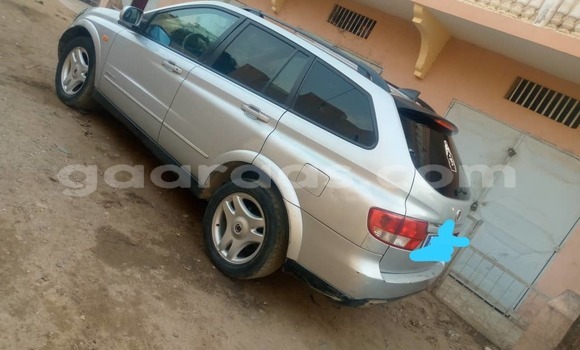 Dieundeu Occasion SsangYong Rexton Silver Auto in Thiès in Région de Thiès Dieundeu Occasion SsangYong Rexton Silver Auto in Thiès in Région de Thiès