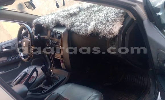 Dieundeu Occasion SsangYong Rexton Silver Auto in Thiès in Région de Thiès Dieundeu Occasion SsangYong Rexton Silver Auto in Thiès in Région de Thiès