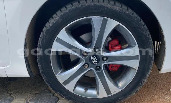 Acheter Import Voiture Hyundai Elantra Blanc à Dakar, Dakar Acheter Import Voiture Hyundai Elantra Blanc à Dakar, Dakar