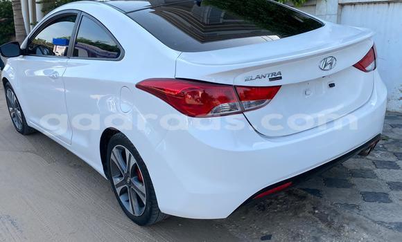 Acheter Import Voiture Hyundai Elantra Blanc à Dakar, Dakar Acheter Import Voiture Hyundai Elantra Blanc à Dakar, Dakar