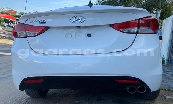 Acheter Import Voiture Hyundai Elantra Blanc à Dakar, Dakar Acheter Import Voiture Hyundai Elantra Blanc à Dakar, Dakar