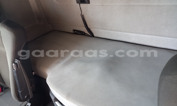 Acheter Occasion Utilitaire Renault TRM 10000 Blanc à Thiès, Région de Thiès Acheter Occasion Utilitaire Renault TRM 10000 Blanc à Thiès, Région de Thiès