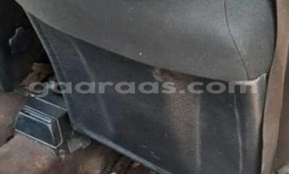 Dieundeu Occasion Mercedes‒Benz 190 Brown Auto in Thiès in Région de Thiès Dieundeu Occasion Mercedes‒Benz 190 Brown Auto in Thiès in Région de Thiès