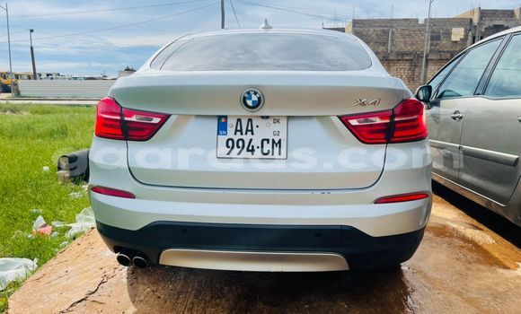 Dieundeu Occasion BMW X4 White Auto in Dakar in Dakar Dieundeu Occasion BMW X4 White Auto in Dakar in Dakar
