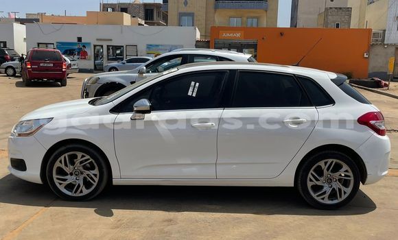 Acheter Import Voiture Citroen C4 Blanc à Dakar, Dakar Acheter Import Voiture Citroen C4 Blanc à Dakar, Dakar