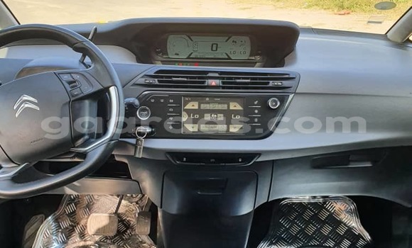 Dieundeu Imported Citroen C4 Picasso Silver Auto in Dakar in Dakar Dieundeu Imported Citroen C4 Picasso Silver Auto in Dakar in Dakar