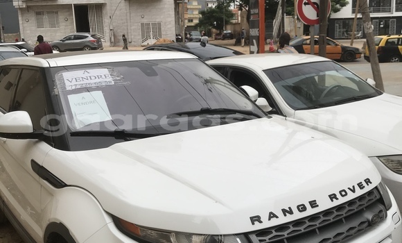 Dieundeu Occasion Range Rover Evoque White Auto in Dakar in Dakar