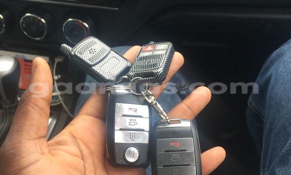 Acheter Occasion Voiture Kia Rio Noir à Dakar, Dakar Acheter Occasion Voiture Kia Rio Noir à Dakar, Dakar