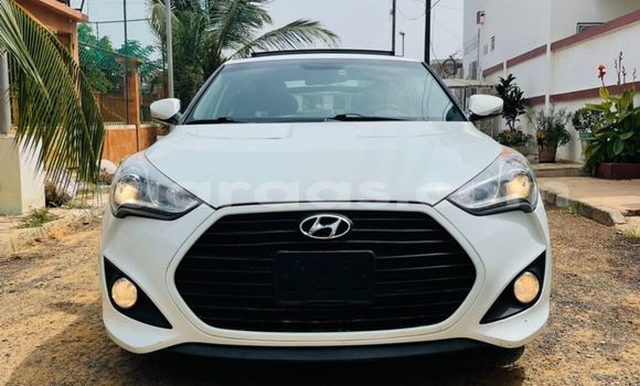 Acheter Occasion Voiture Hyundai Veloster Blanc à Dakar, Dakar Acheter Occasion Voiture Hyundai Veloster Blanc à Dakar, Dakar