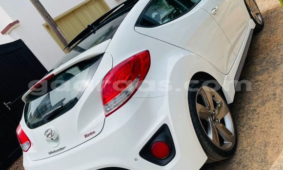 Acheter Occasion Voiture Hyundai Veloster Blanc à Dakar, Dakar Acheter Occasion Voiture Hyundai Veloster Blanc à Dakar, Dakar