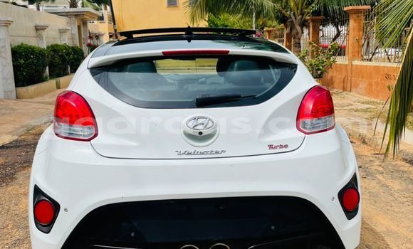 Acheter Occasion Voiture Hyundai Veloster Blanc à Dakar, Dakar Acheter Occasion Voiture Hyundai Veloster Blanc à Dakar, Dakar