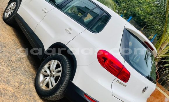 Acheter Occasion Voiture Volkswagen Tiguan Blanc à Dakar, Dakar Acheter Occasion Voiture Volkswagen Tiguan Blanc à Dakar, Dakar
