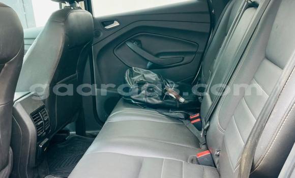 Acheter Occasion Voiture Ford Escape Gris à Dakar, Dakar Acheter Occasion Voiture Ford Escape Gris à Dakar, Dakar