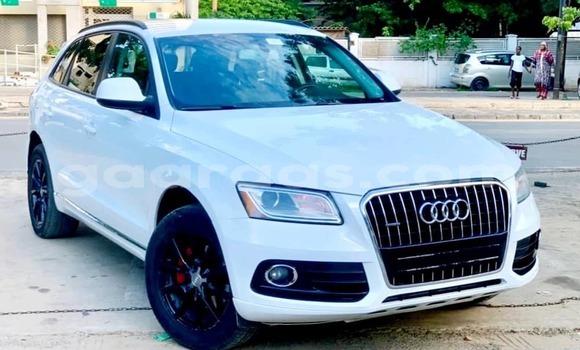 Buy Import Audi Q5 White Car in Dakar in Dakar