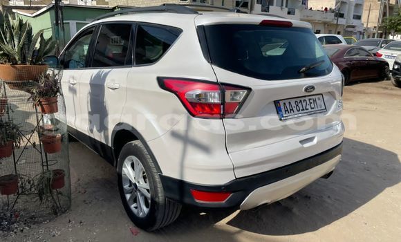 Buy Used Ford Escape White Car in Dakar in Dakar Buy Used Ford Escape White Car in Dakar in Dakar