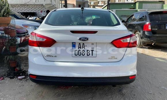 Acheter Occasion Voiture Ford Focus Blanc à Dakar, Dakar Acheter Occasion Voiture Ford Focus Blanc à Dakar, Dakar