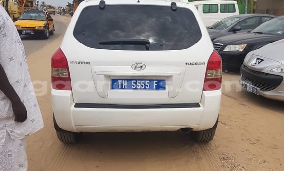 Buy Used Hyundai Tucson White Car in Dakar in Dakar Buy Used Hyundai Tucson White Car in Dakar in Dakar