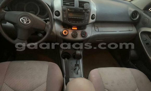 Dieundeu Occasion Toyota RAV4 Silver Auto in Dakar in Dakar Dieundeu Occasion Toyota RAV4 Silver Auto in Dakar in Dakar