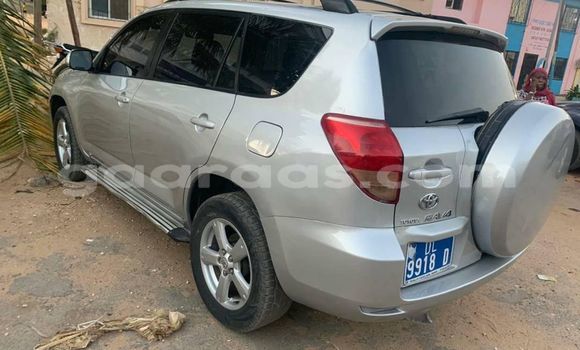 Dieundeu Occasion Toyota RAV4 Silver Auto in Dakar in Dakar Dieundeu Occasion Toyota RAV4 Silver Auto in Dakar in Dakar