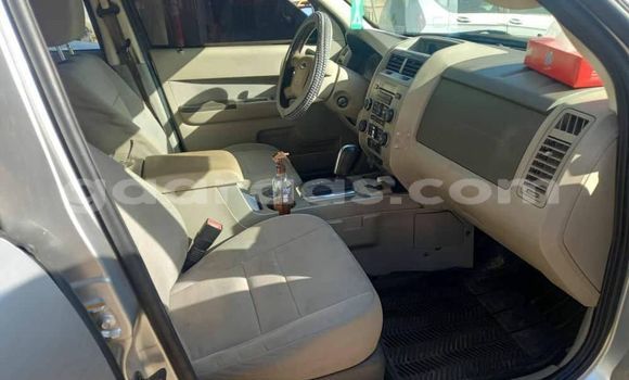 Acheter Occasion Voiture Ford Escape Gris à Dakar, Dakar Acheter Occasion Voiture Ford Escape Gris à Dakar, Dakar