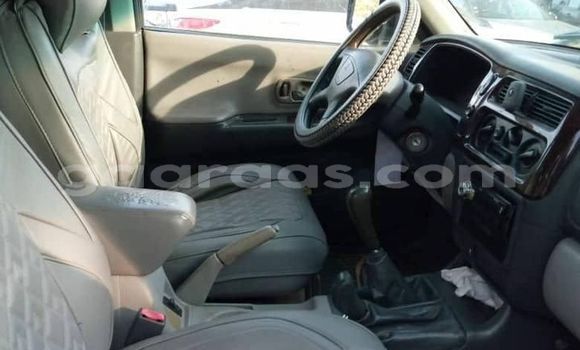 Dieundeu Occasion Mitsubishi Nativa Blue Auto in Dakar in Dakar Dieundeu Occasion Mitsubishi Nativa Blue Auto in Dakar in Dakar