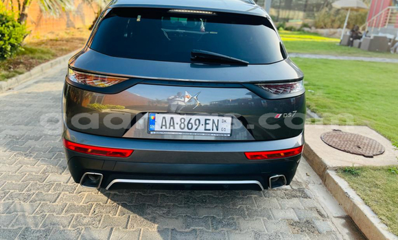 Dieundeu Occasion DS 7 Crossback Black Auto in Dakar in Dakar Dieundeu Occasion DS 7 Crossback Black Auto in Dakar in Dakar
